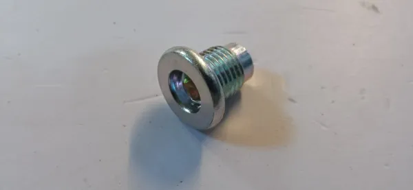 Пробка сливная акпп купить в Москве