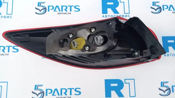 Фонарь внешний правый CX-5 (KE) 2012-2017 купить в Москве