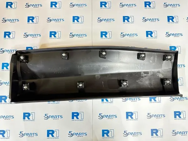 Молдинг двери задней правой нижний CX-5 (KE) 2012-2017 купить в Москве