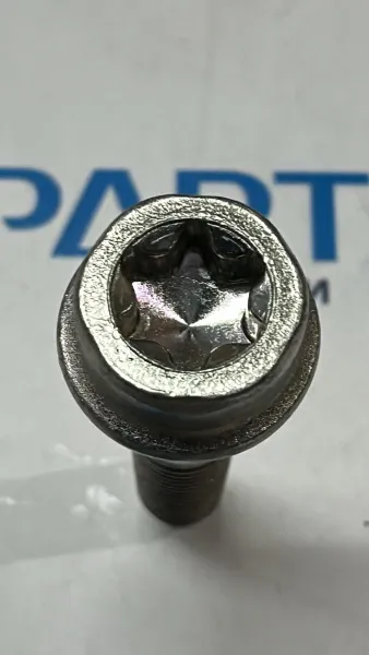 Болт крепления ТНВД M3, M6, CX-5 купить в Москве