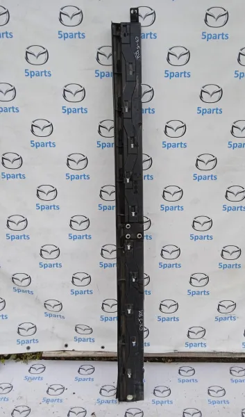 Накладка порога правого CX-5 (KE) 2012-2017 купить в Москве