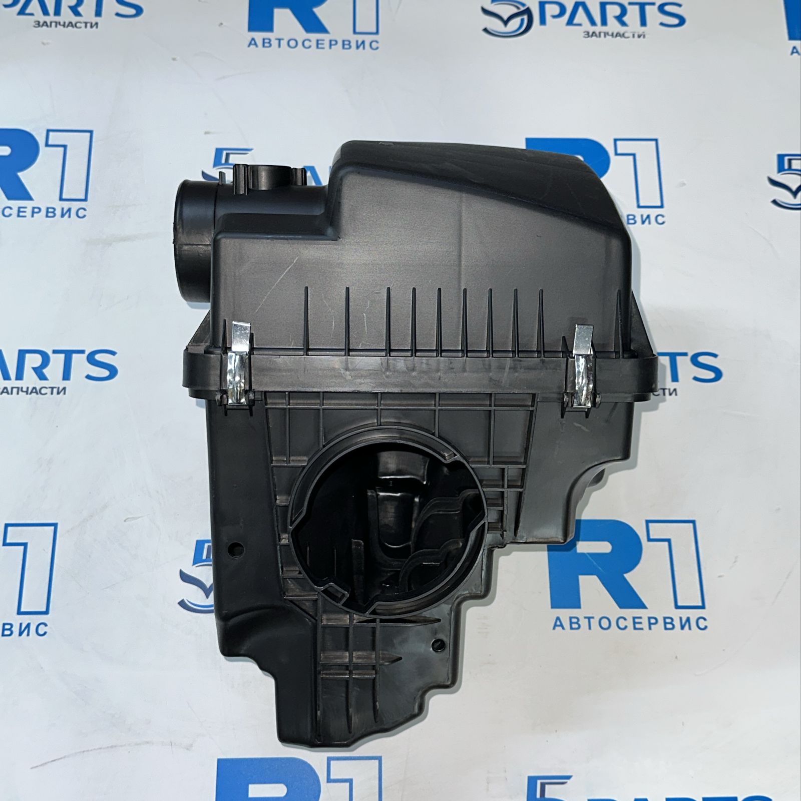 Корпус воздушного фильтра (в сборе) CX-5, M6 (GJ) 2.5